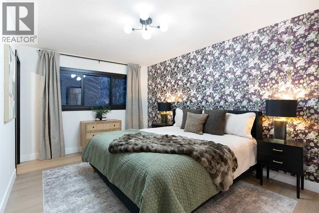 2416 Palliser Drive Sw, Calgary, AB - Indoor Photo Showing Bedroom