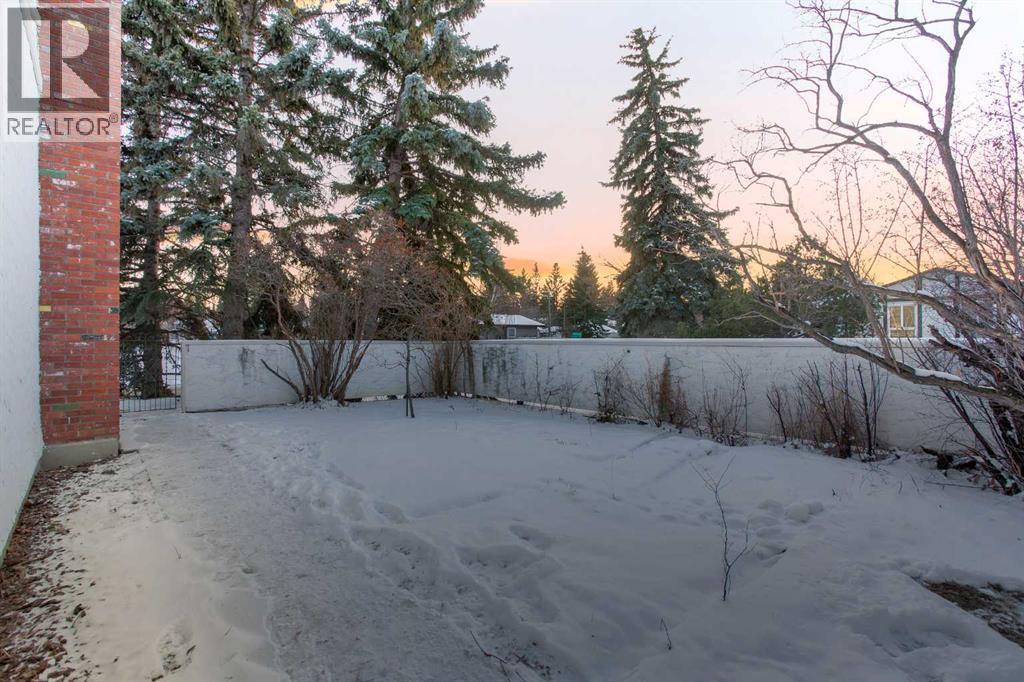 2416 Palliser Drive Sw, Calgary, AB - Outdoor