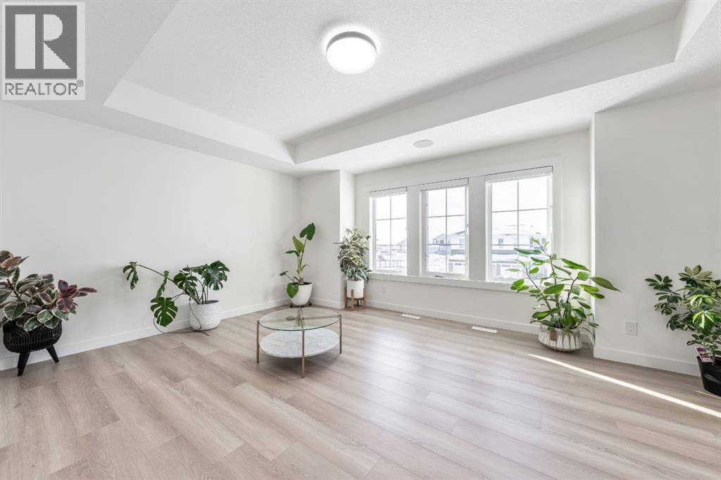 Large Bonus Room with View of Park - 27 Bridges Drive, Langdon, AB - Indoor