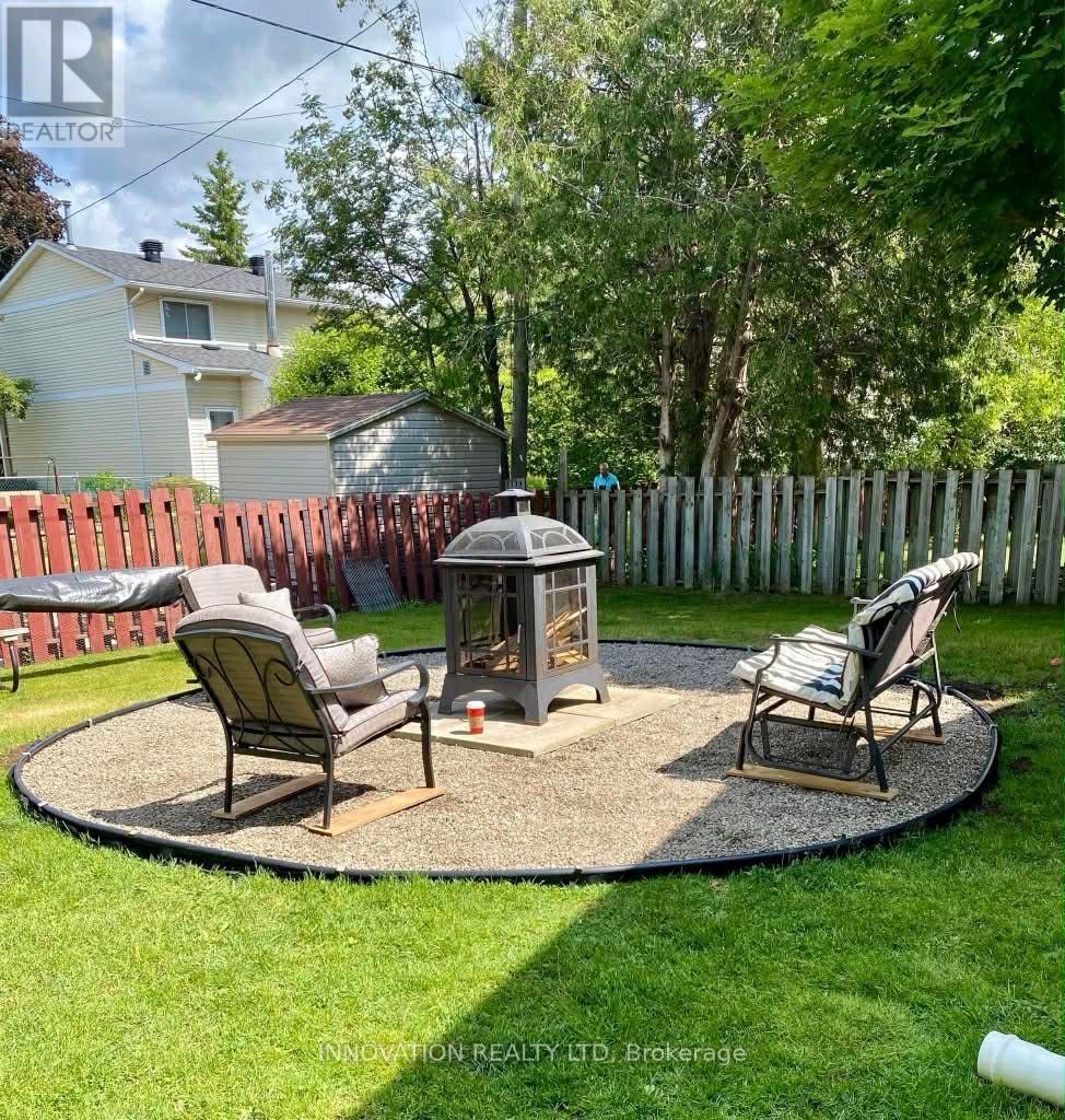 15 Henderson Street, Carleton Place, ON - Outdoor With Backyard