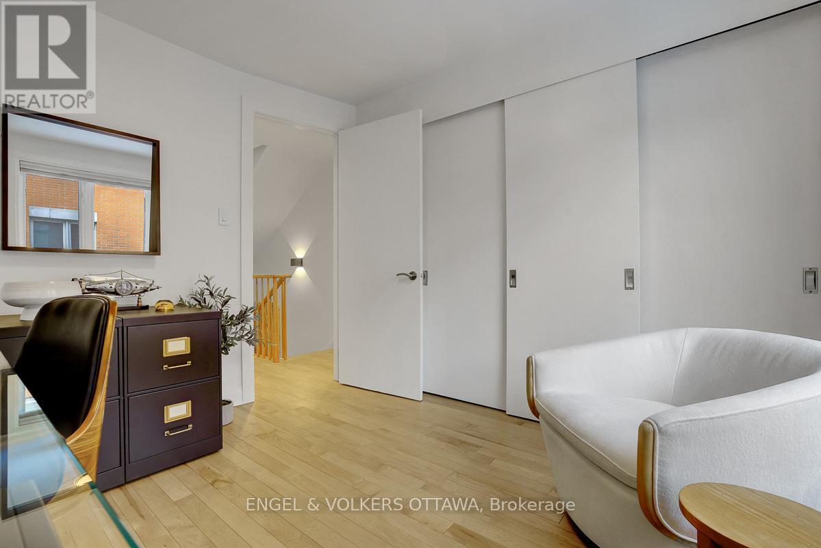 Ample closet and storage space - 449 Edison Avenue, Ottawa, ON - Indoor Photo Showing Other Room