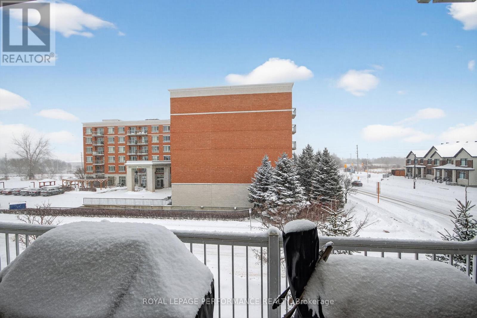 C - 100 Artesa Private, Ottawa, ON - Outdoor