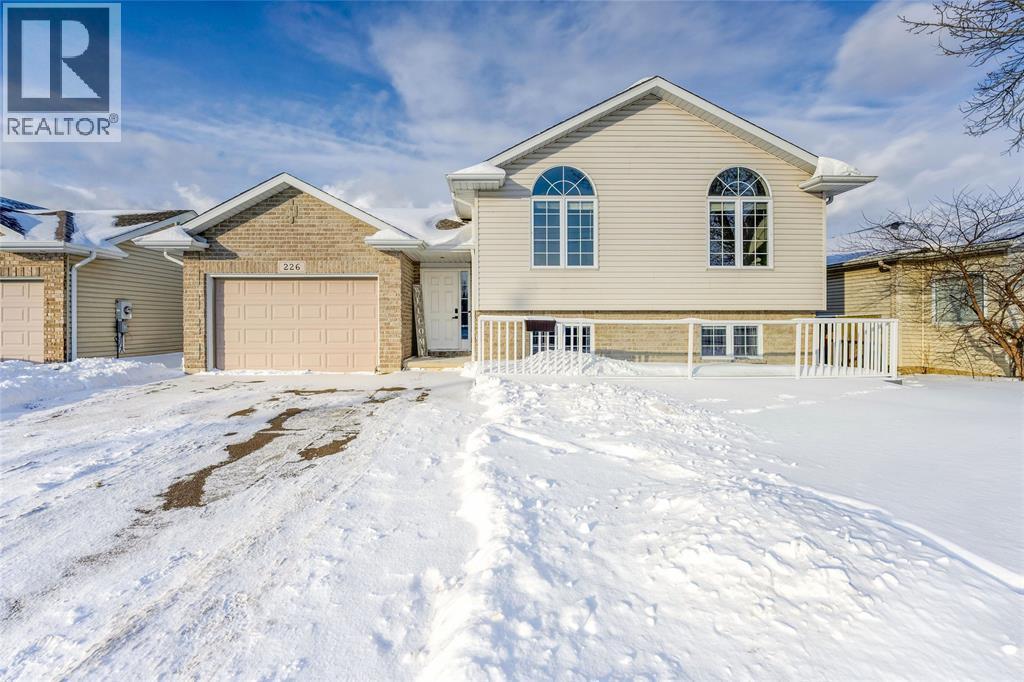 226 Fane Street, St Clair, ON - Outdoor