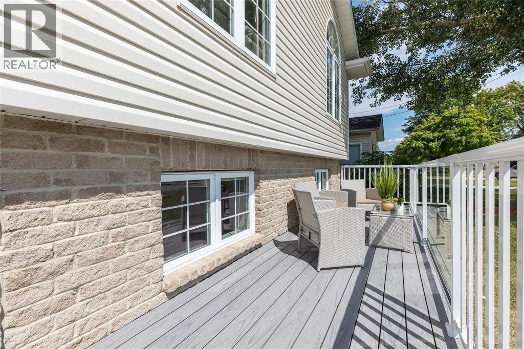226 Fane Street, St Clair, ON - Outdoor With Deck Patio Veranda With Exterior