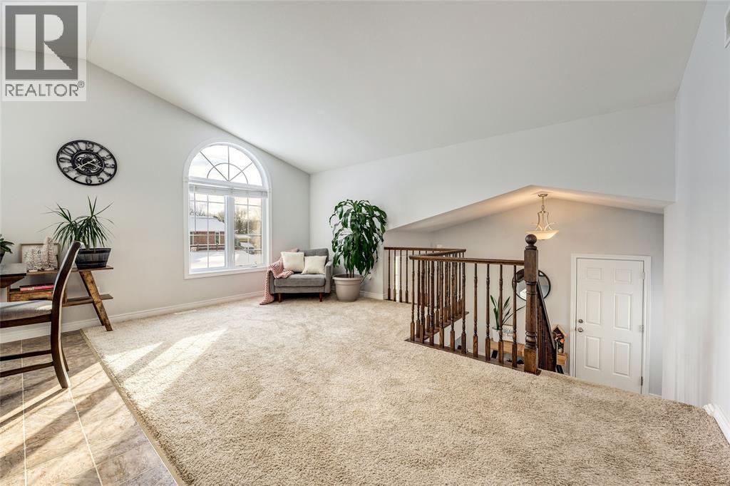 226 Fane Street, St Clair, ON - Indoor Photo Showing Other Room