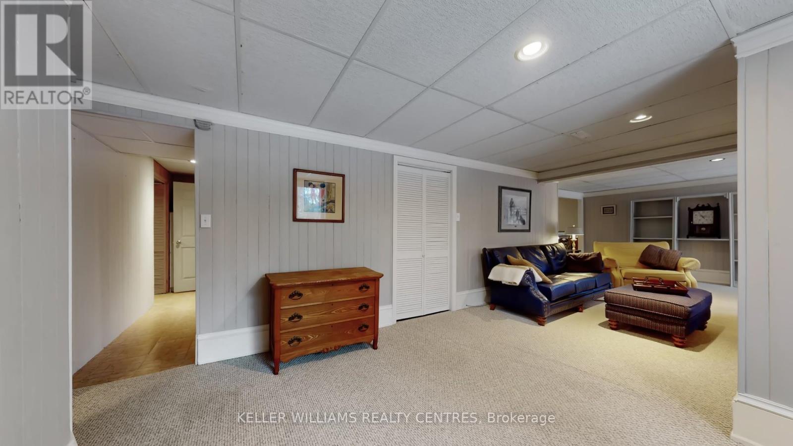 100 Timpson Drive, Aurora, ON - Indoor