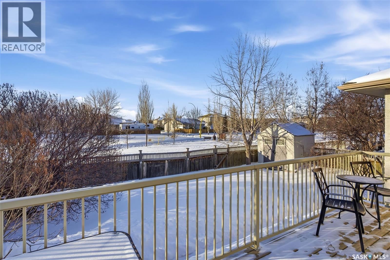 2906 St James Crescent, Regina, SK - Outdoor