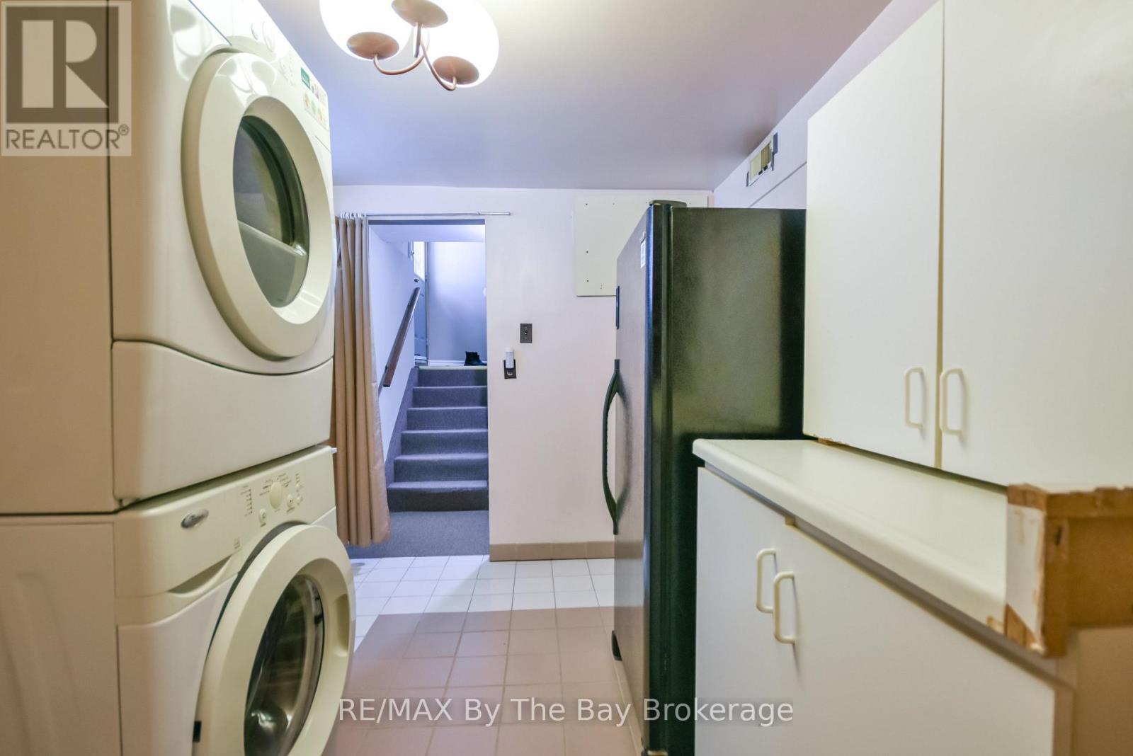 464 William Street, Midland, ON - Indoor Photo Showing Laundry Room