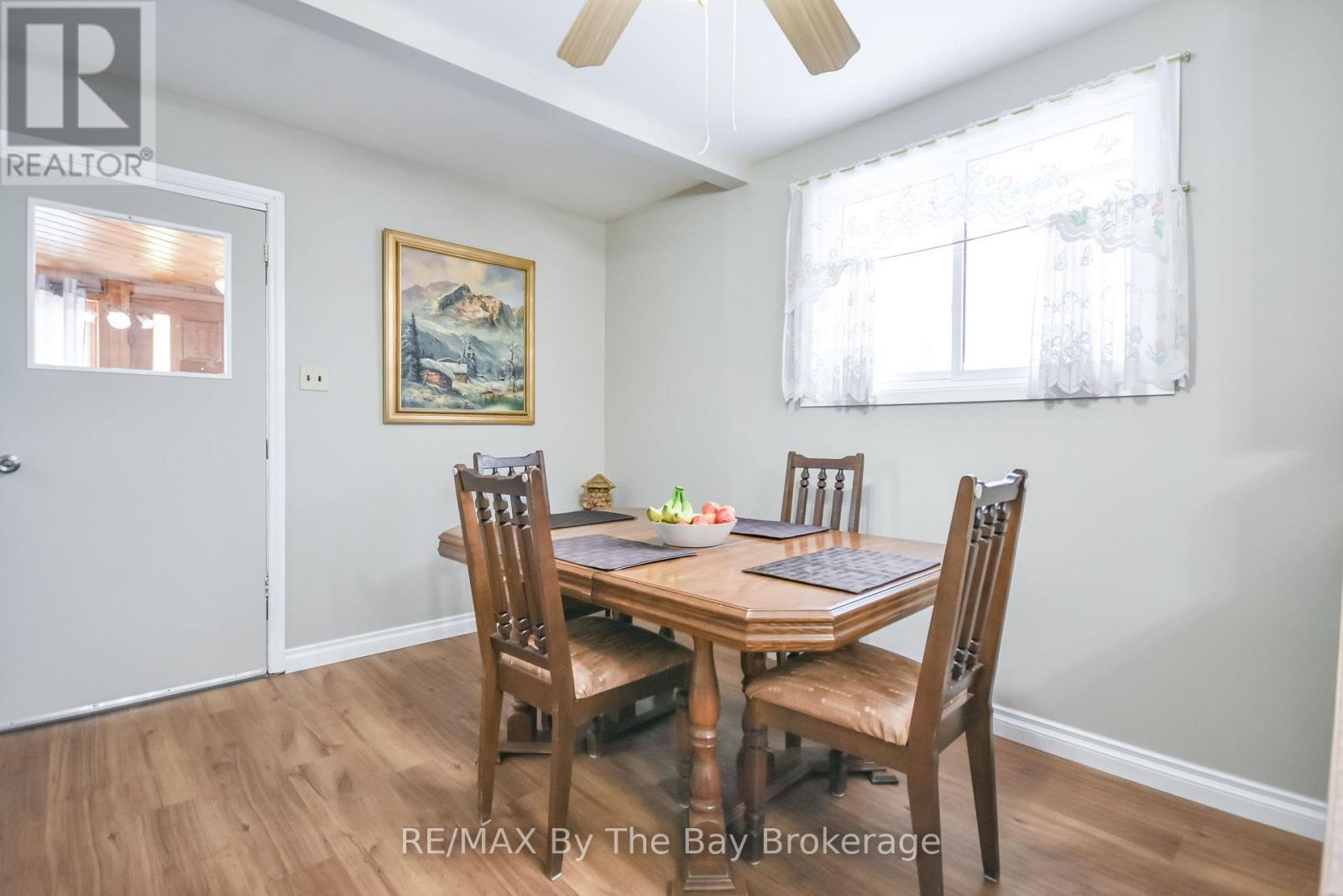 464 William Street, Midland, ON - Indoor Photo Showing Dining Room
