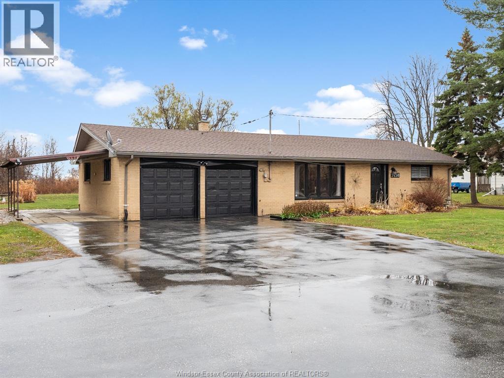 3438 Manning, Tecumseh, ON - Outdoor