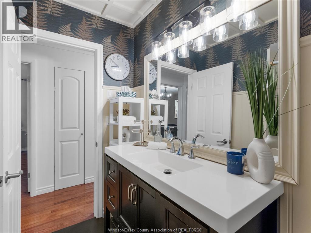 3438 Manning, Tecumseh, ON - Indoor Photo Showing Bathroom