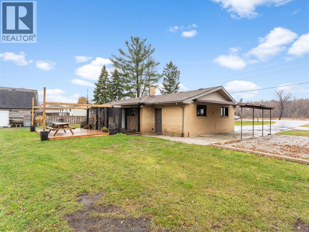 3438 Manning, Tecumseh, ON - Outdoor