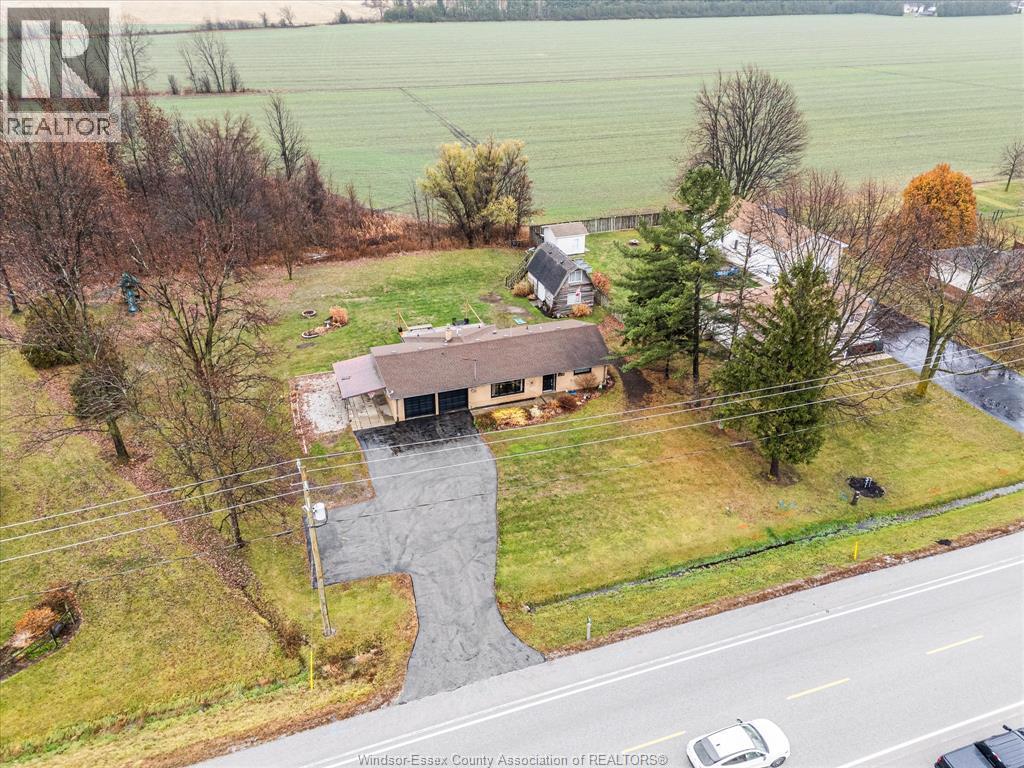 3438 Manning, Tecumseh, ON - Outdoor With View