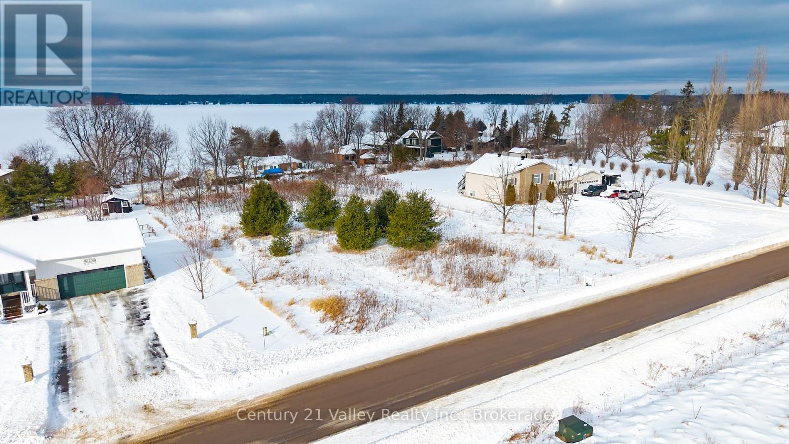 50 Spindle Drift Road, Greater Madawaska, ON