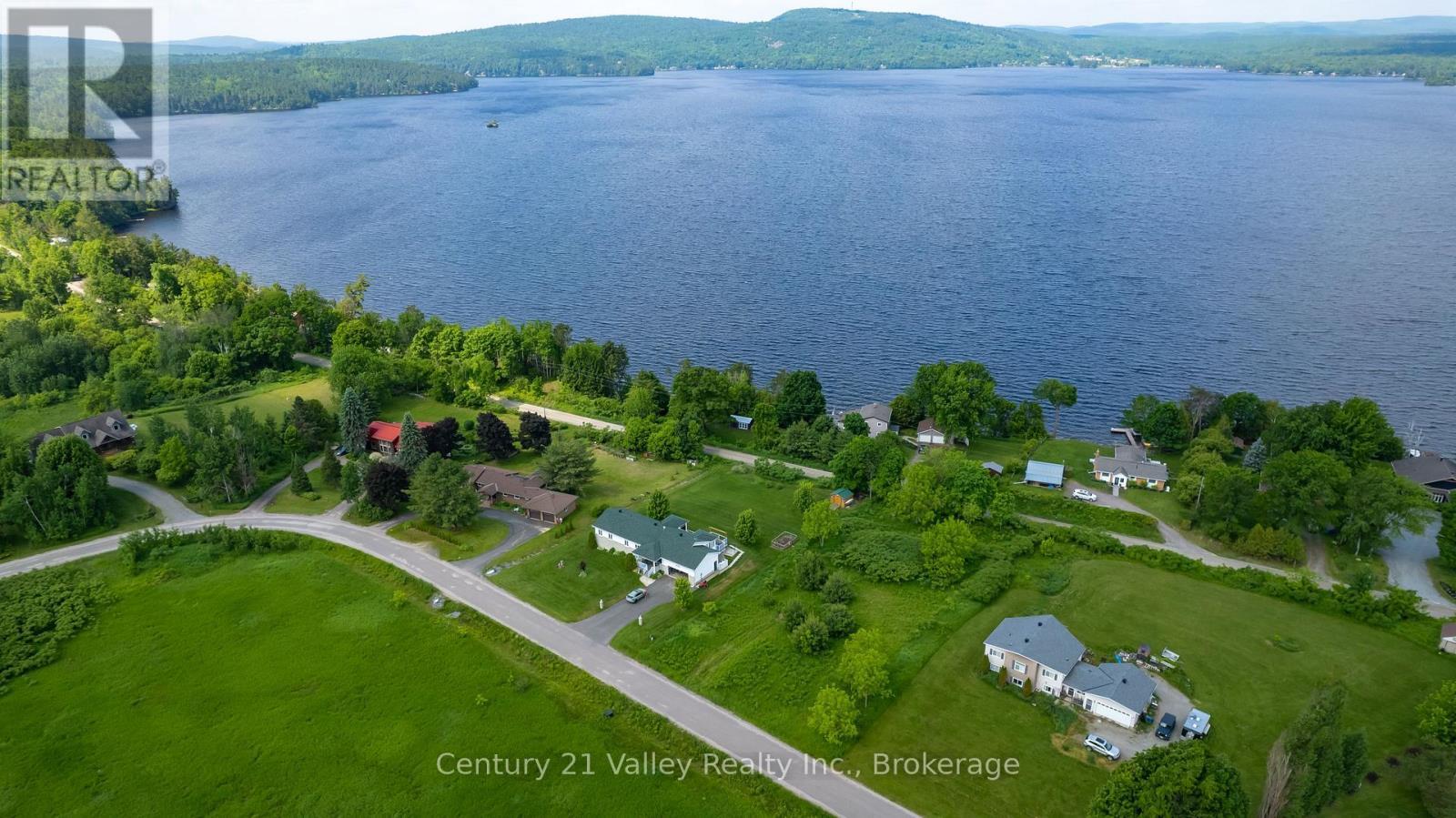 50 Spindle Drift Road, Greater Madawaska, ON