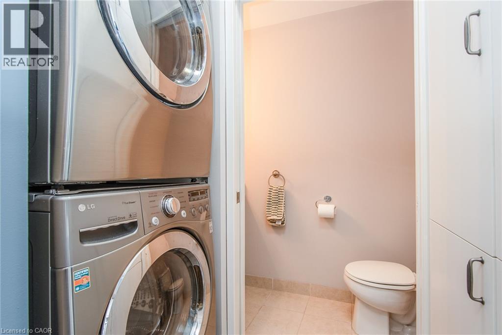 191 King Street S Unit# 702, Waterloo, ON - Indoor Photo Showing Laundry Room