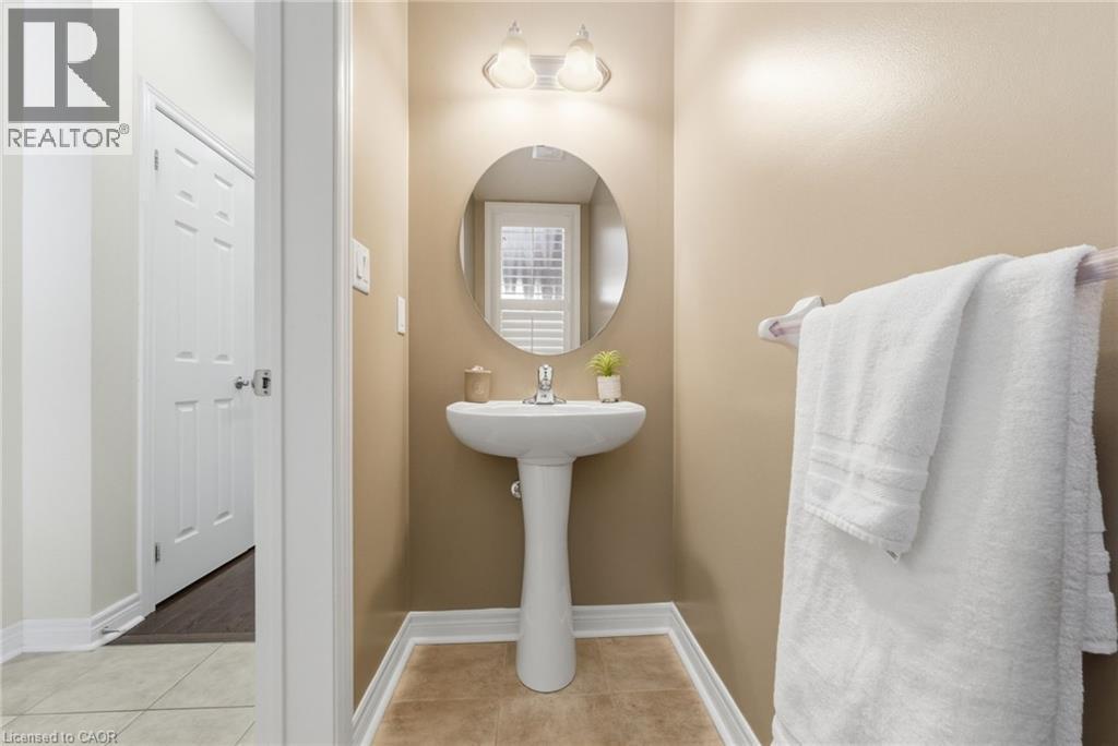 35 Losino Street, Caledon, ON - Indoor Photo Showing Bathroom