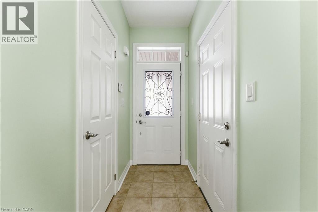 35 Losino Street, Caledon, ON - Indoor Photo Showing Other Room