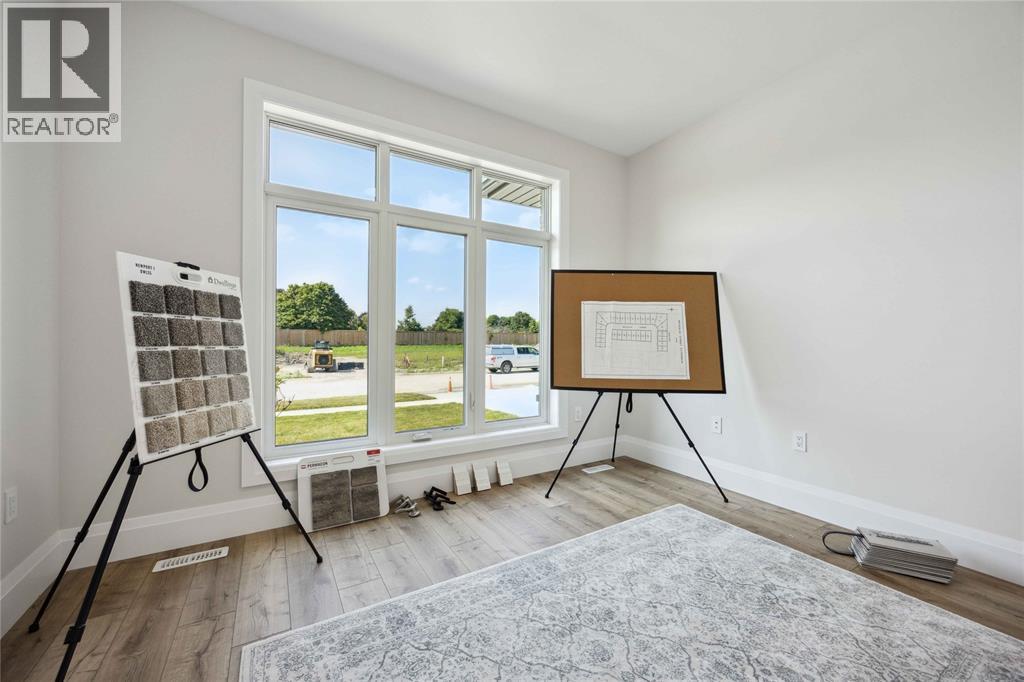 231 Nicholas Street, Sarnia, ON - Indoor Photo Showing Other Room