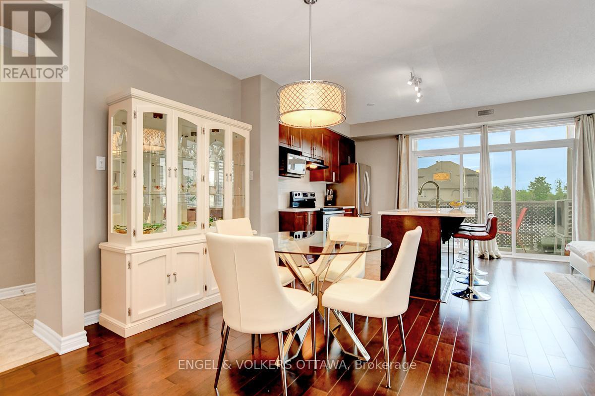 E - 188 Hornchurch Lane, Ottawa, ON - Indoor Photo Showing Dining Room