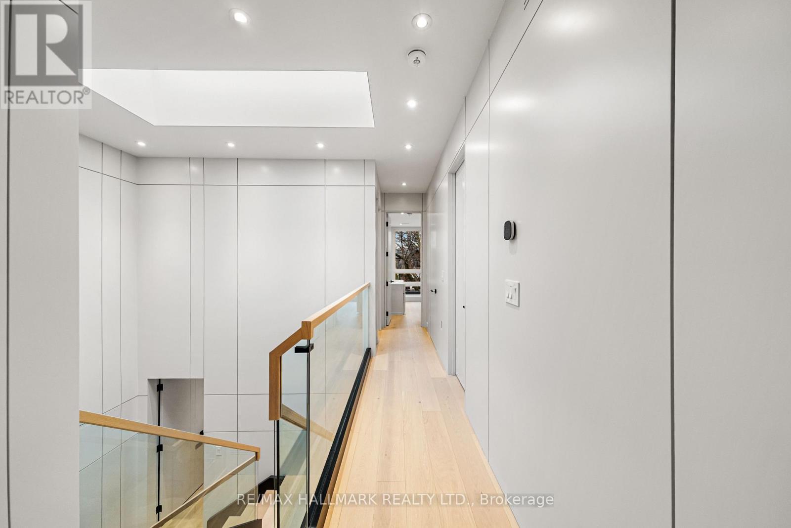 167 Parkhurst Boulevard, Toronto, ON - Indoor Photo Showing Other Room