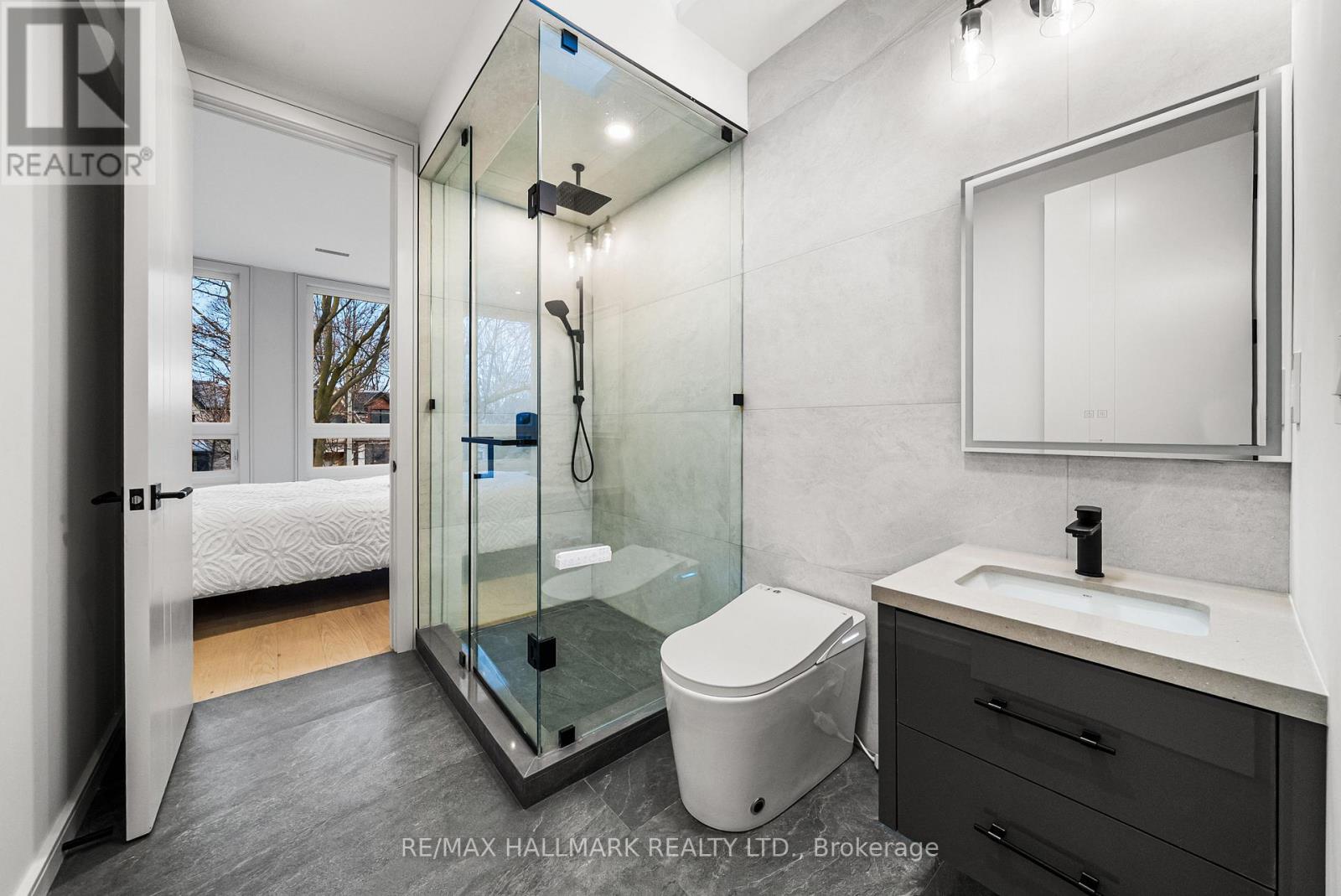 167 Parkhurst Boulevard, Toronto, ON - Indoor Photo Showing Bathroom
