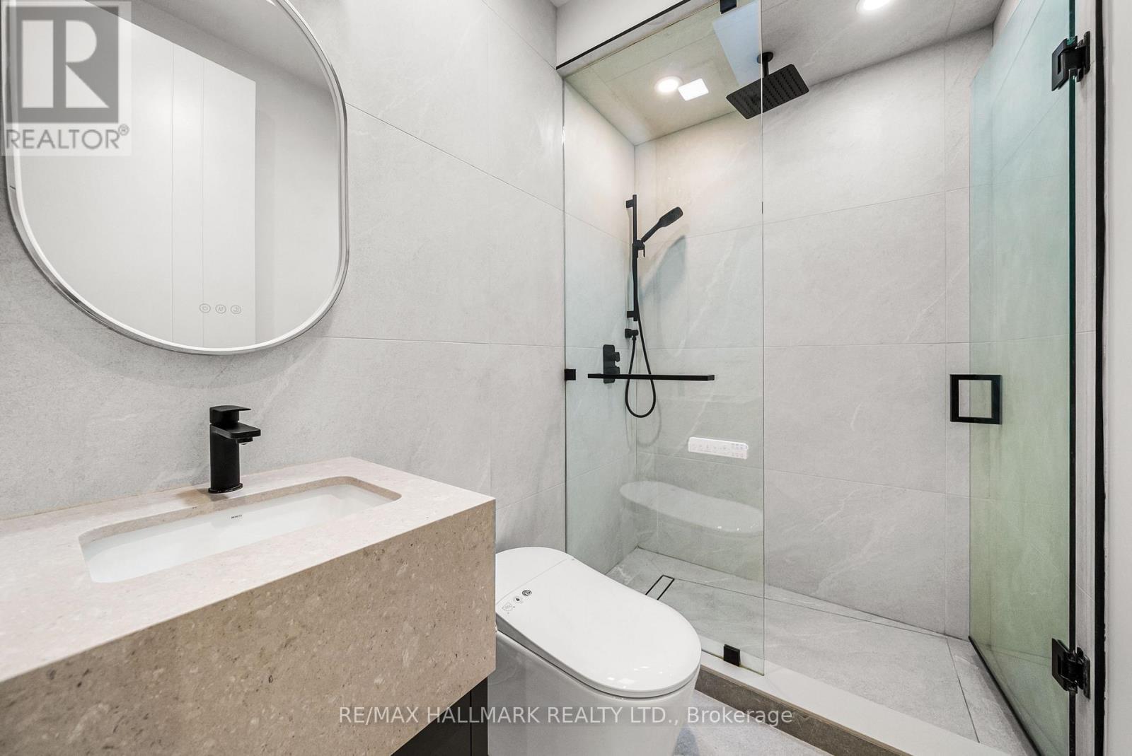 167 Parkhurst Boulevard, Toronto, ON - Indoor Photo Showing Bathroom