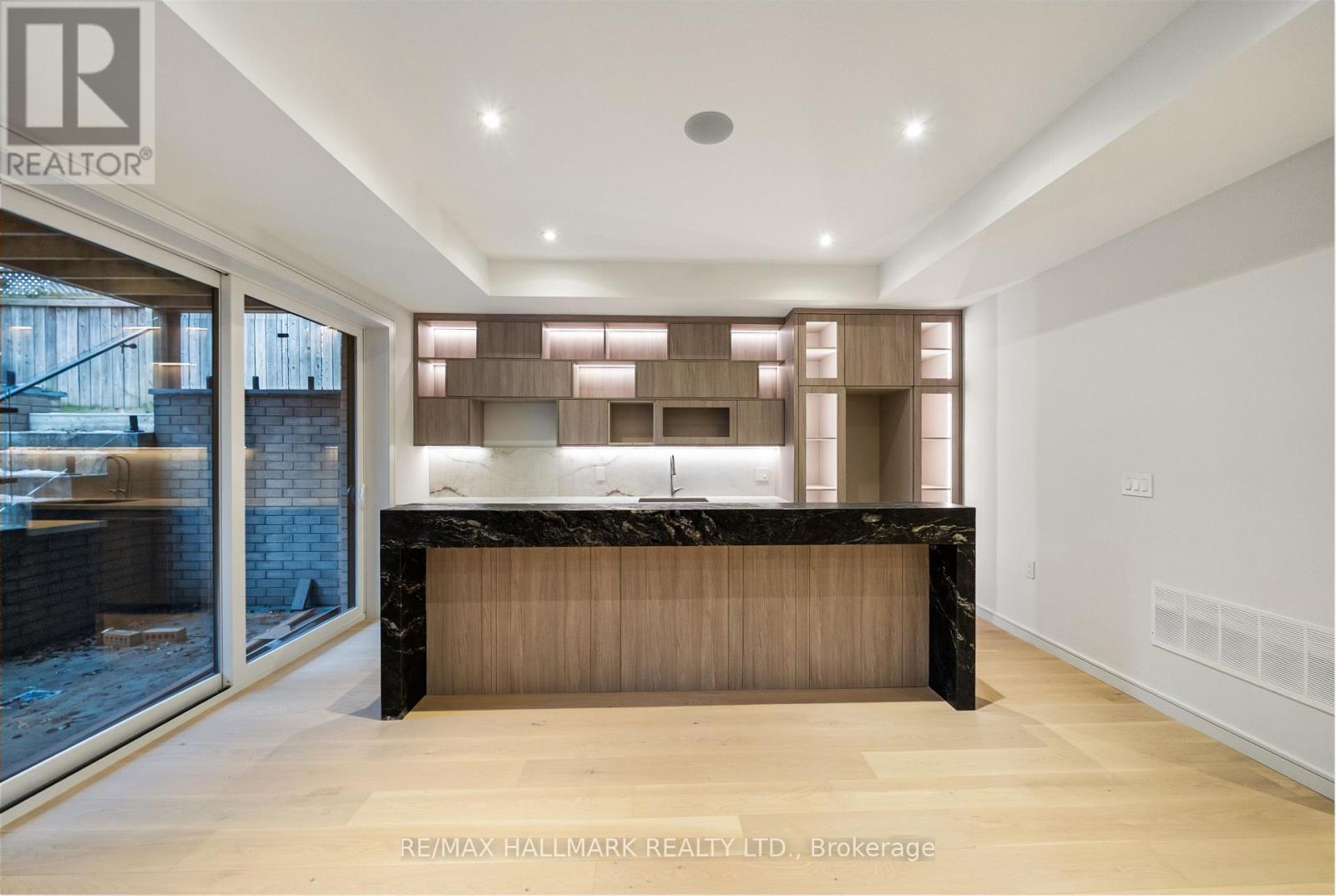 167 Parkhurst Boulevard, Toronto, ON - Indoor