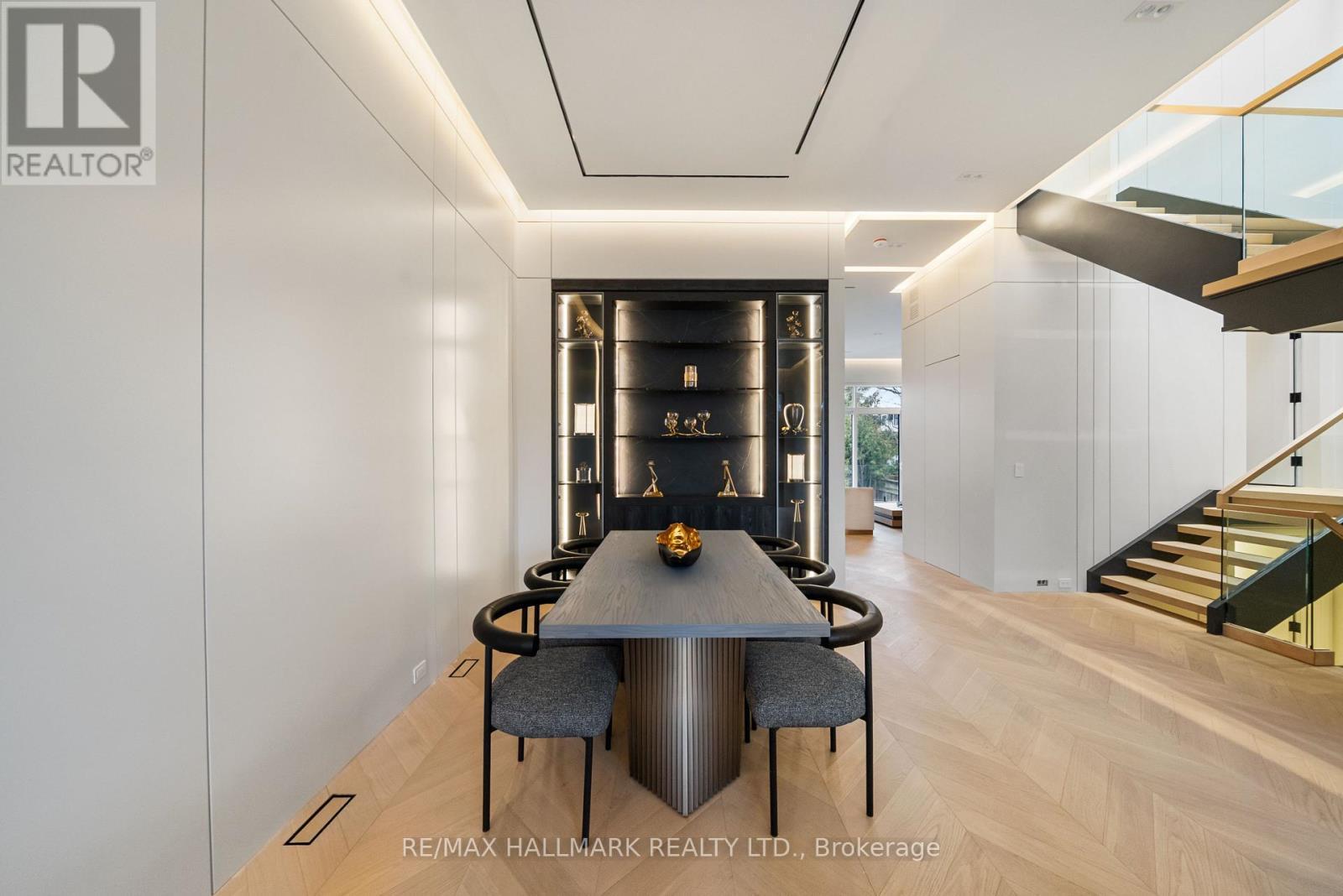 167 Parkhurst Boulevard, Toronto, ON - Indoor Photo Showing Other Room