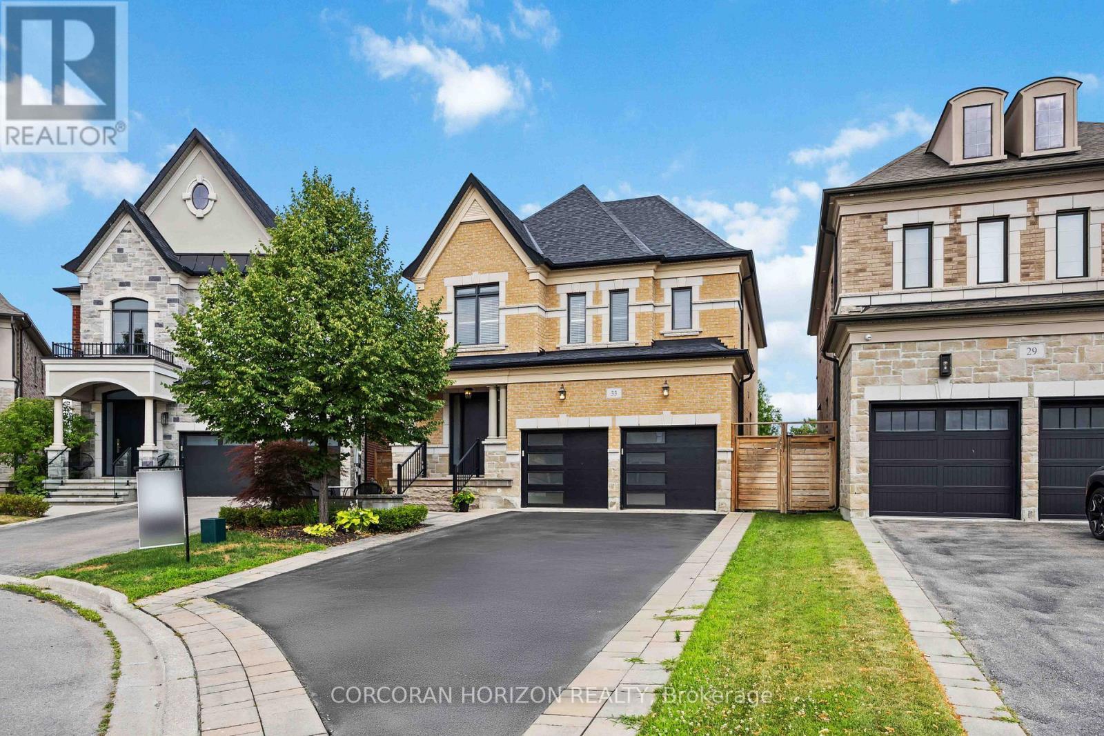 33 Kylemount Court, Vaughan, ON - Outdoor With Facade