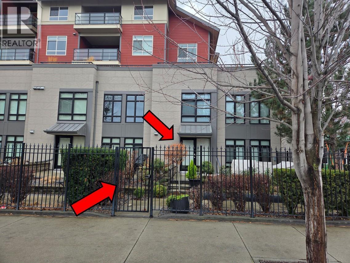 457 West Avenue Unit# 108, Kelowna, BC - Outdoor With Facade