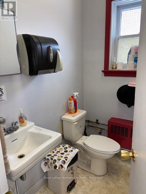 122-126 Mcintyre Street E, North Bay (Central), ON