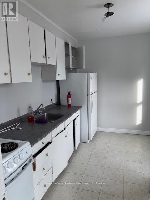 122-126 Mcintyre Street E, North Bay (Central), ON