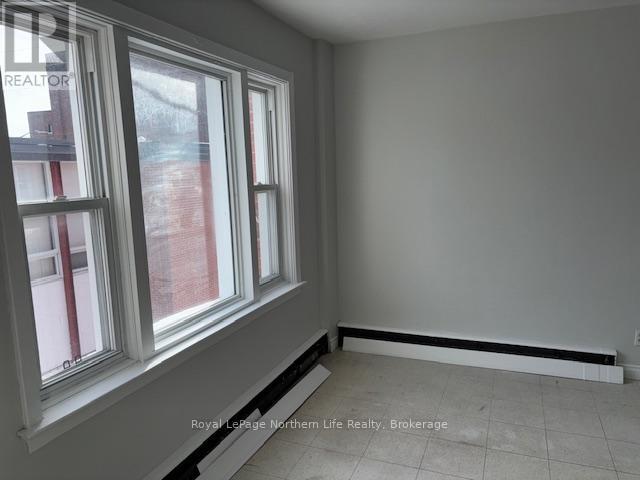 122-126 Mcintyre Street E, North Bay (Central), ON