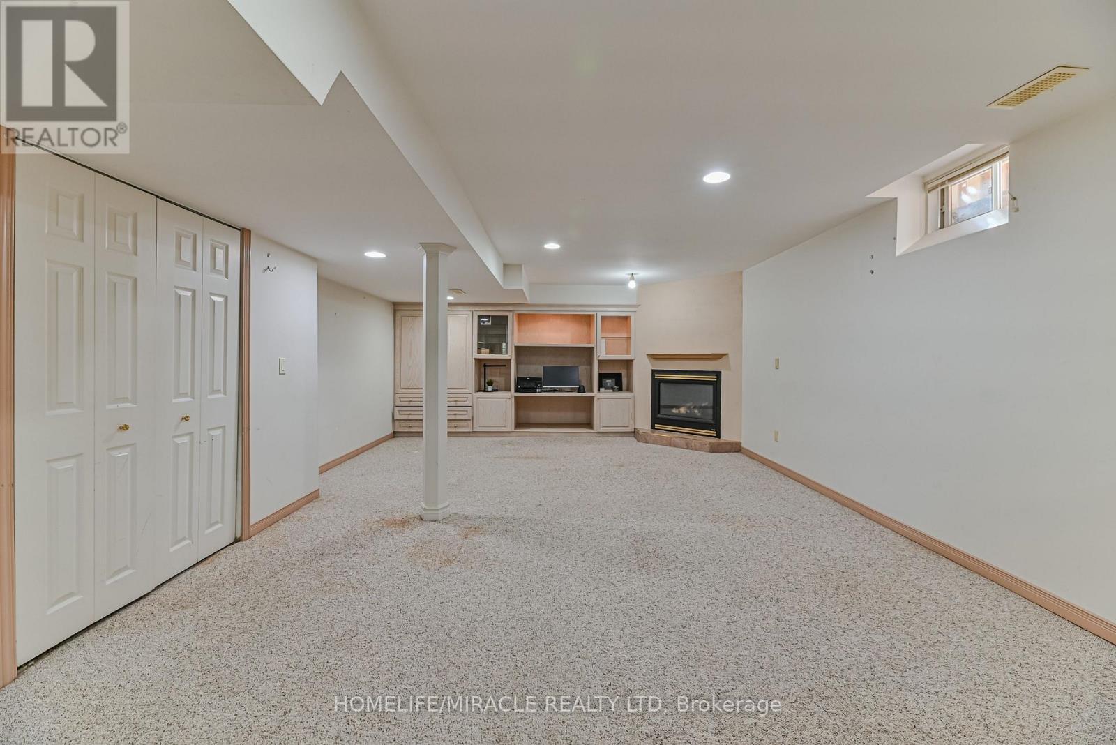36 Letty Avenue, Brampton, ON - Indoor Photo Showing Other Room