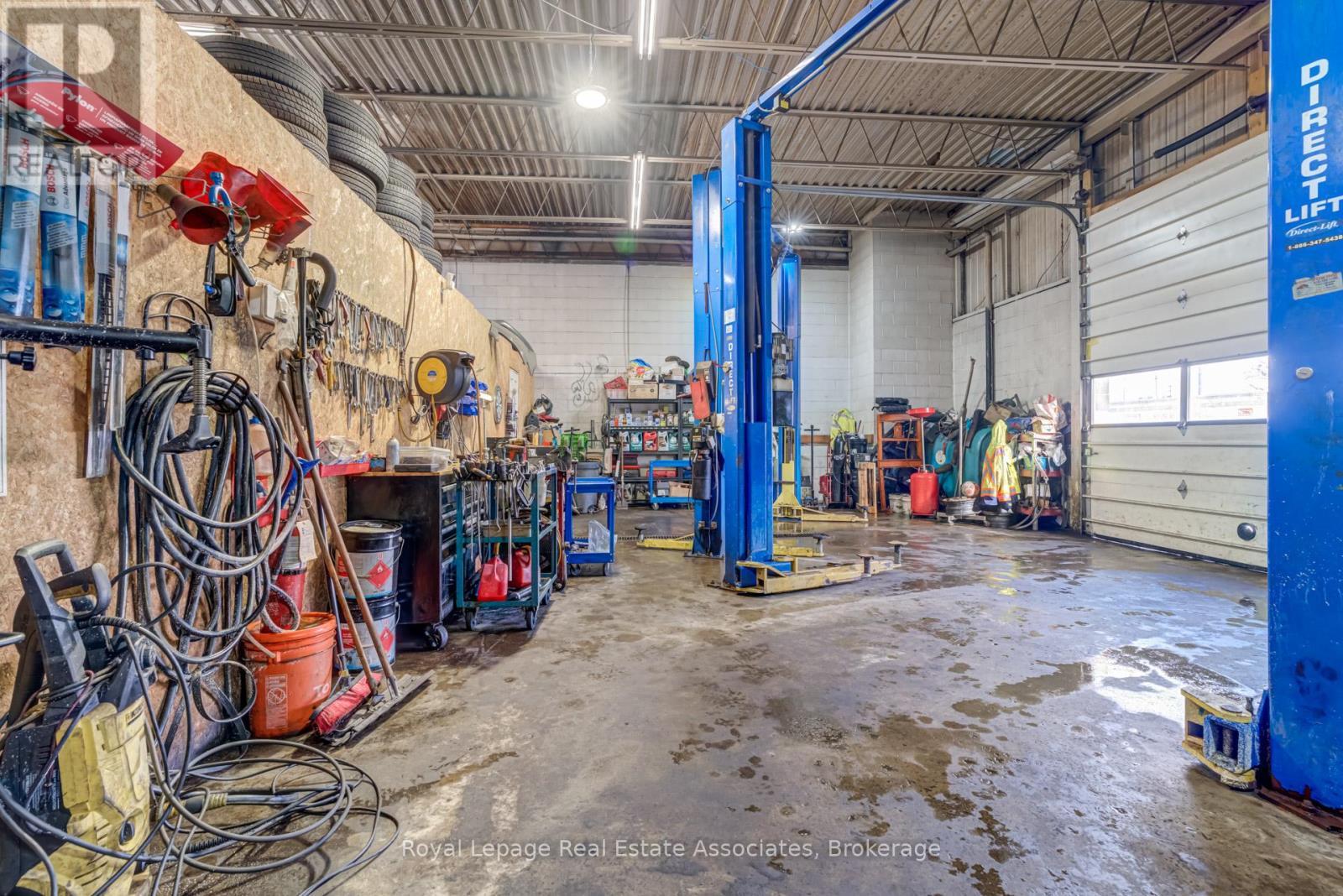 Unit 4 - 5890 Dixie Road, Mississauga, ON