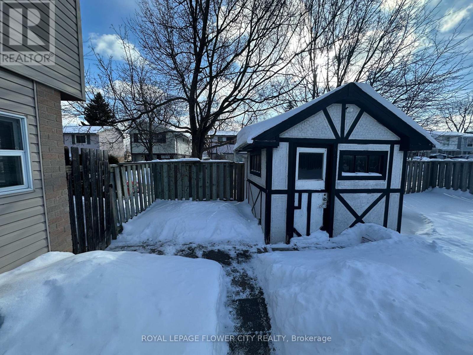 52 Grand Valley Drive, Brampton, ON - Outdoor