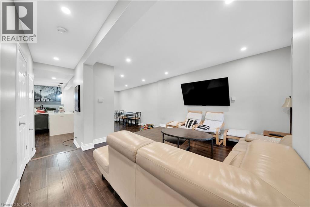 199 Bay Street N, Hamilton, ON - Indoor