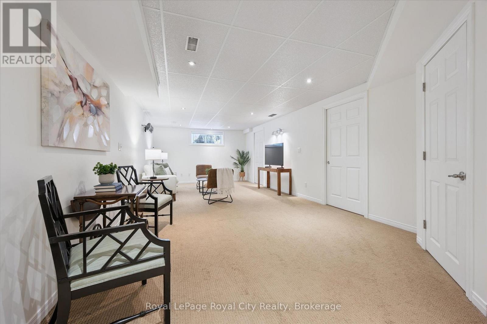 92 Marsh Crescent, Guelph (Pineridge/Westminster Woods), ON - Indoor Photo Showing Other Room