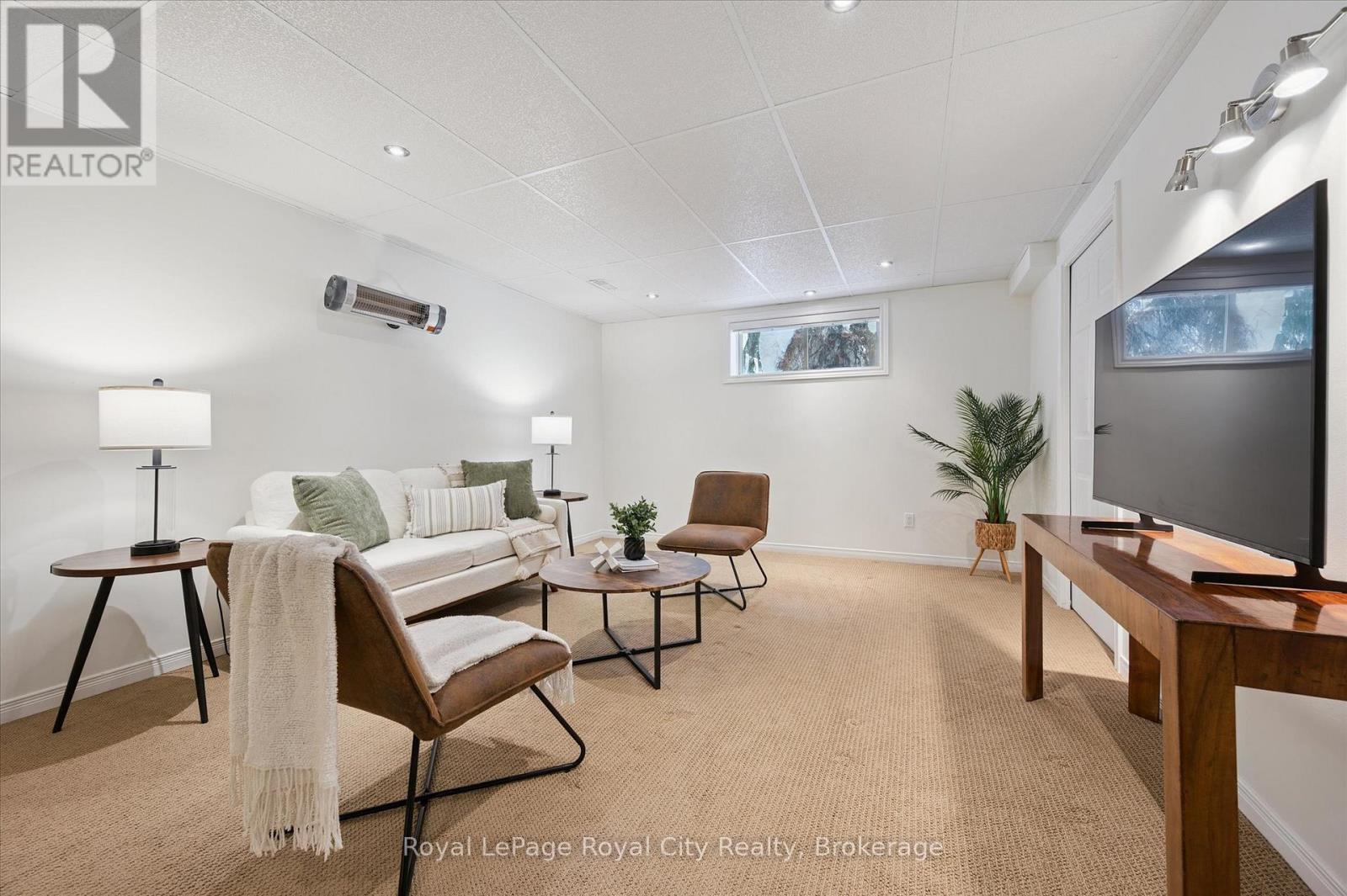 92 Marsh Crescent, Guelph (Pineridge/Westminster Woods), ON - Indoor