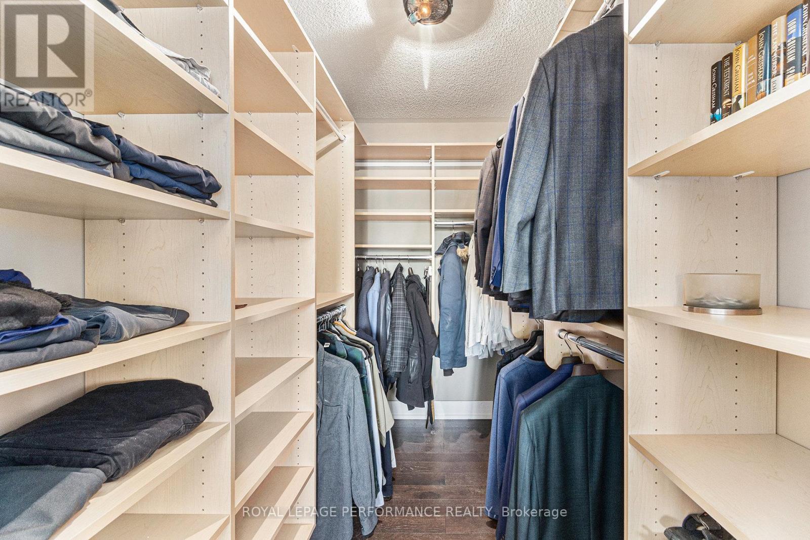 1386 Chicory Place, Ottawa, ON - Indoor With Storage