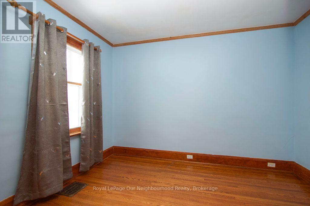 65 Gladstone Avenue, Oshawa (Mclaughlin), ON - Indoor Photo Showing Other Room