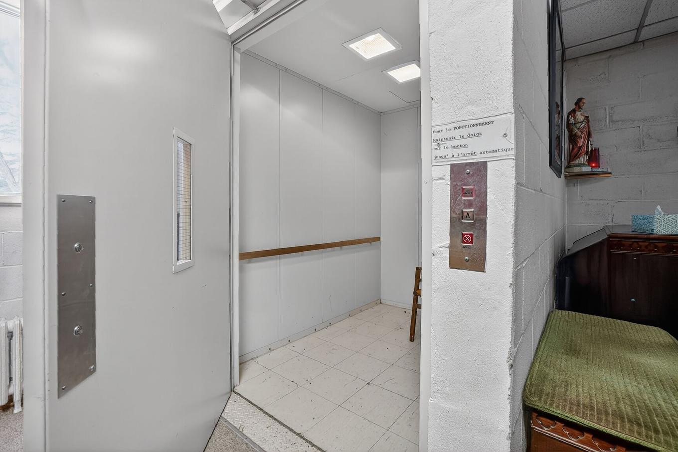 Dwelling - 306 Av. Des Érables, Brigham, QC - Indoor