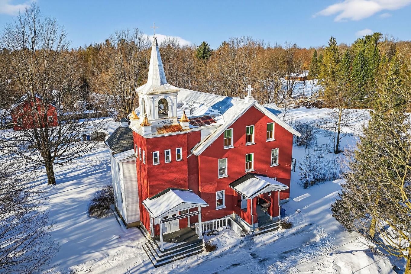 Overall view - 306 Av. Des Érables, Brigham, QC - Outdoor