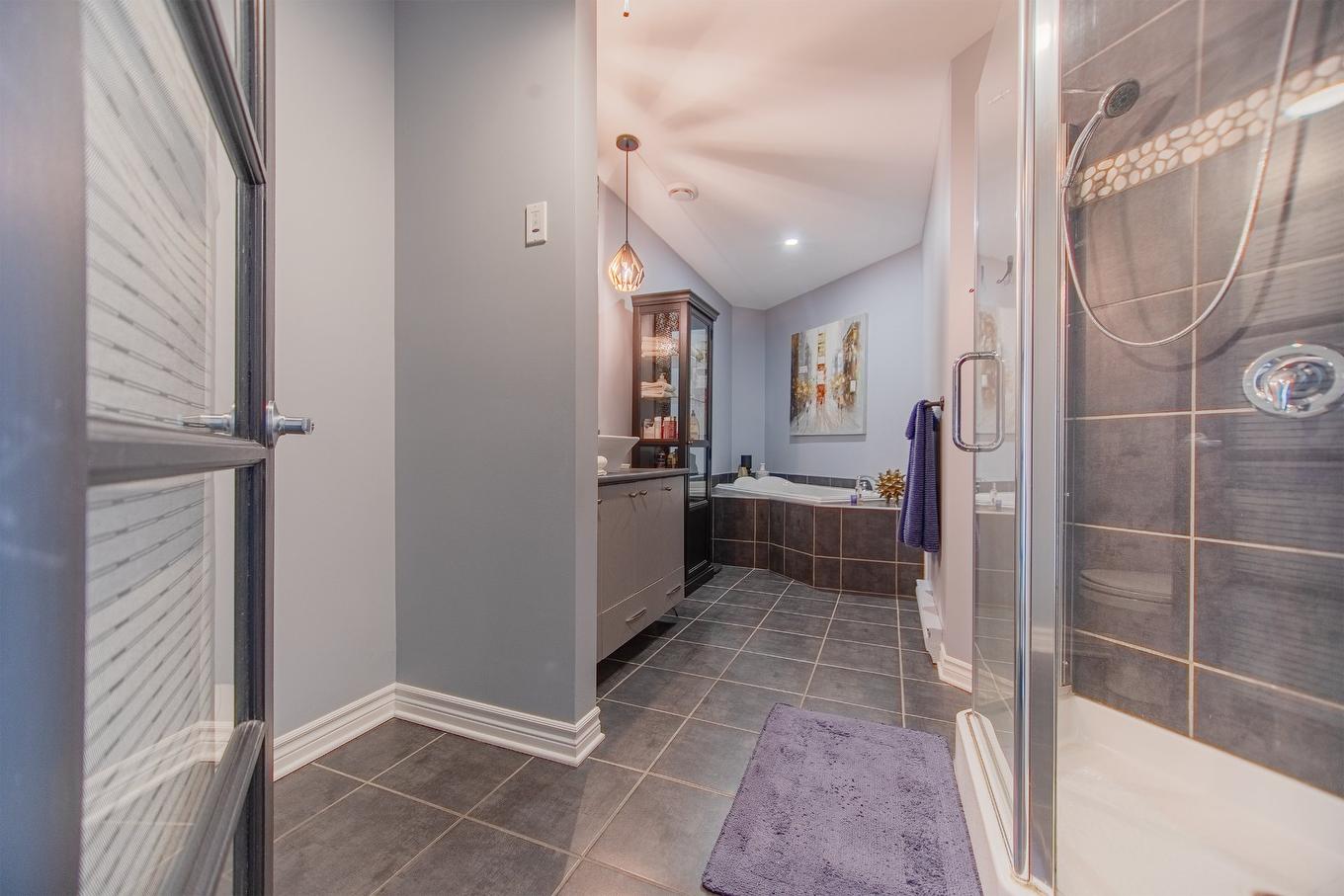 Salle de bains - 6-688 Rue Des Sureaux, Boucherville, QC - Indoor Photo Showing Bathroom