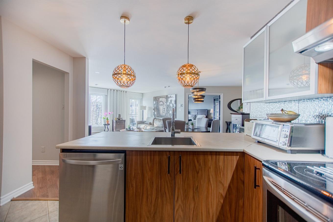 Cuisine - 6-688 Rue Des Sureaux, Boucherville, QC - Indoor Photo Showing Kitchen
