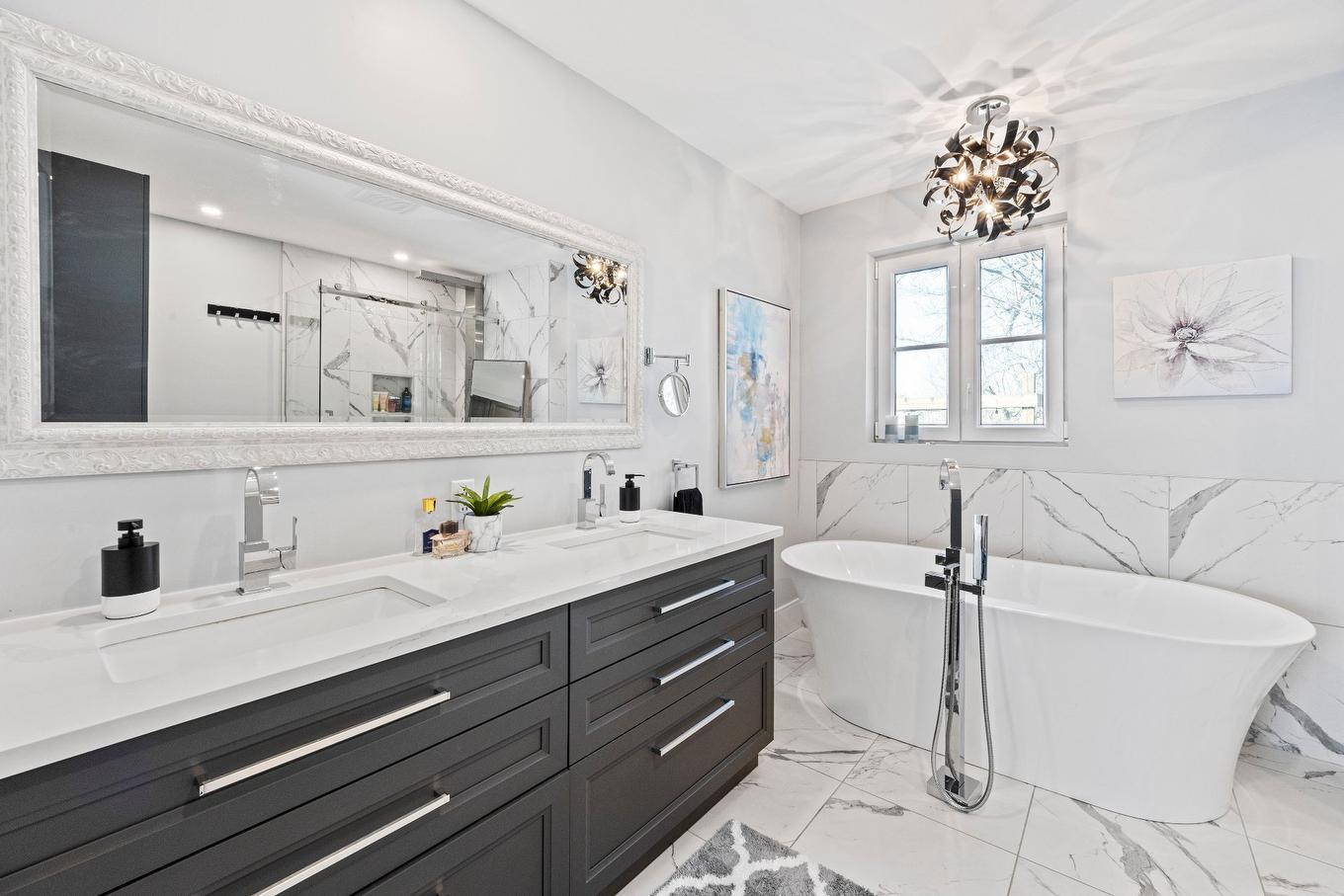 Ensuite bathroom - 175 Boul. De L'Assomption, Repentigny (Repentigny), QC - Indoor Photo Showing Bathroom