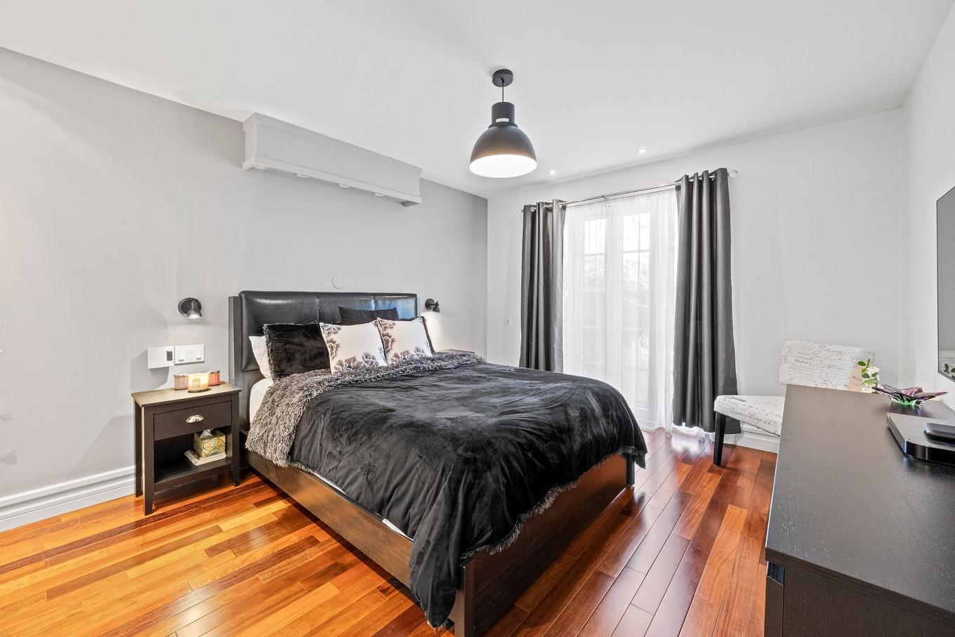 Bedroom - 175 Boul. De L'Assomption, Repentigny (Repentigny), QC - Indoor Photo Showing Bedroom