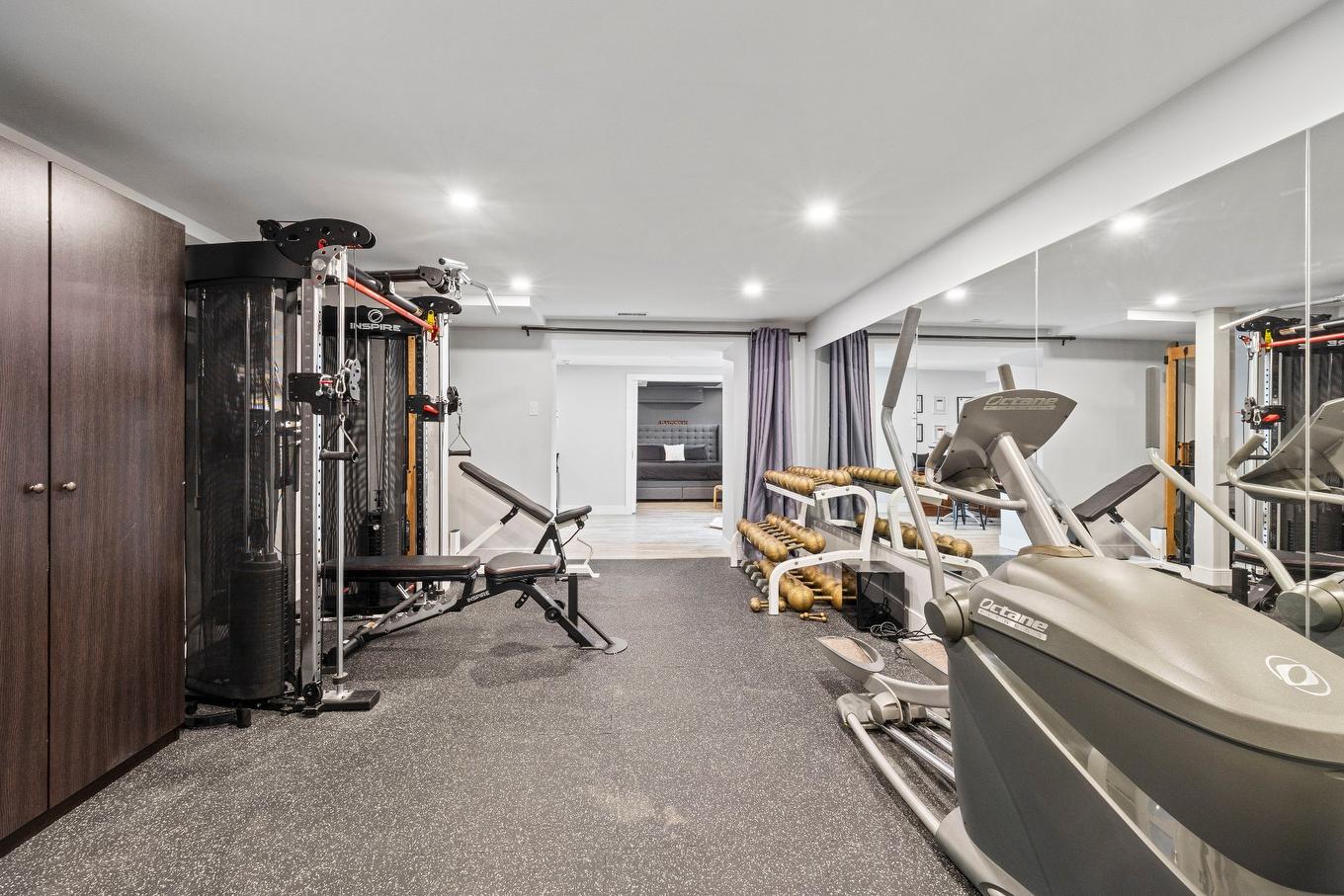 Exercise room - 175 Boul. De L'Assomption, Repentigny (Repentigny), QC - Indoor Photo Showing Gym Room
