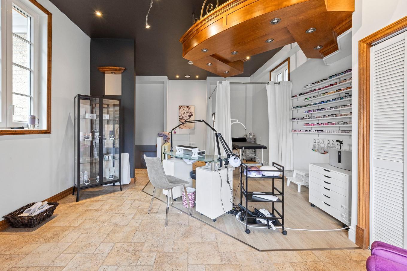 Office - 175 Boul. De L'Assomption, Repentigny (Repentigny), QC - Indoor